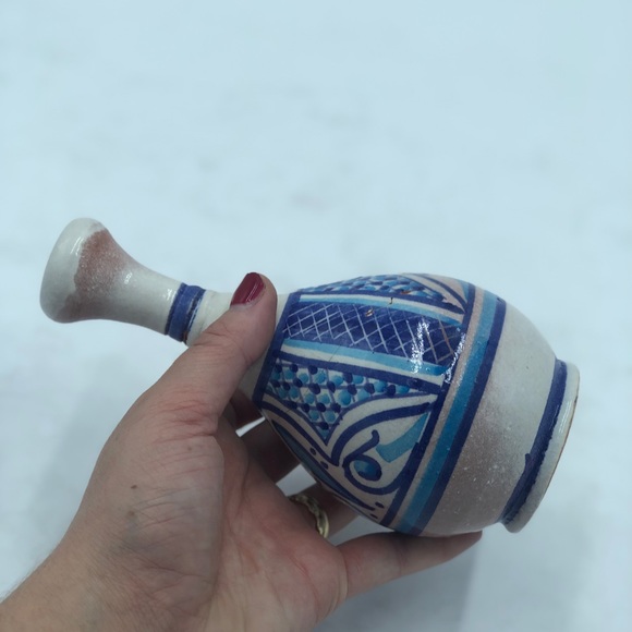 Mexican Hand-painted Vase - Picture 2 of 6